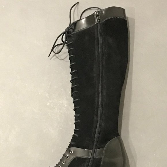 DKODE SUEDE/LEATHER LACED UP HEEL BOOT - Picture 2 of 3